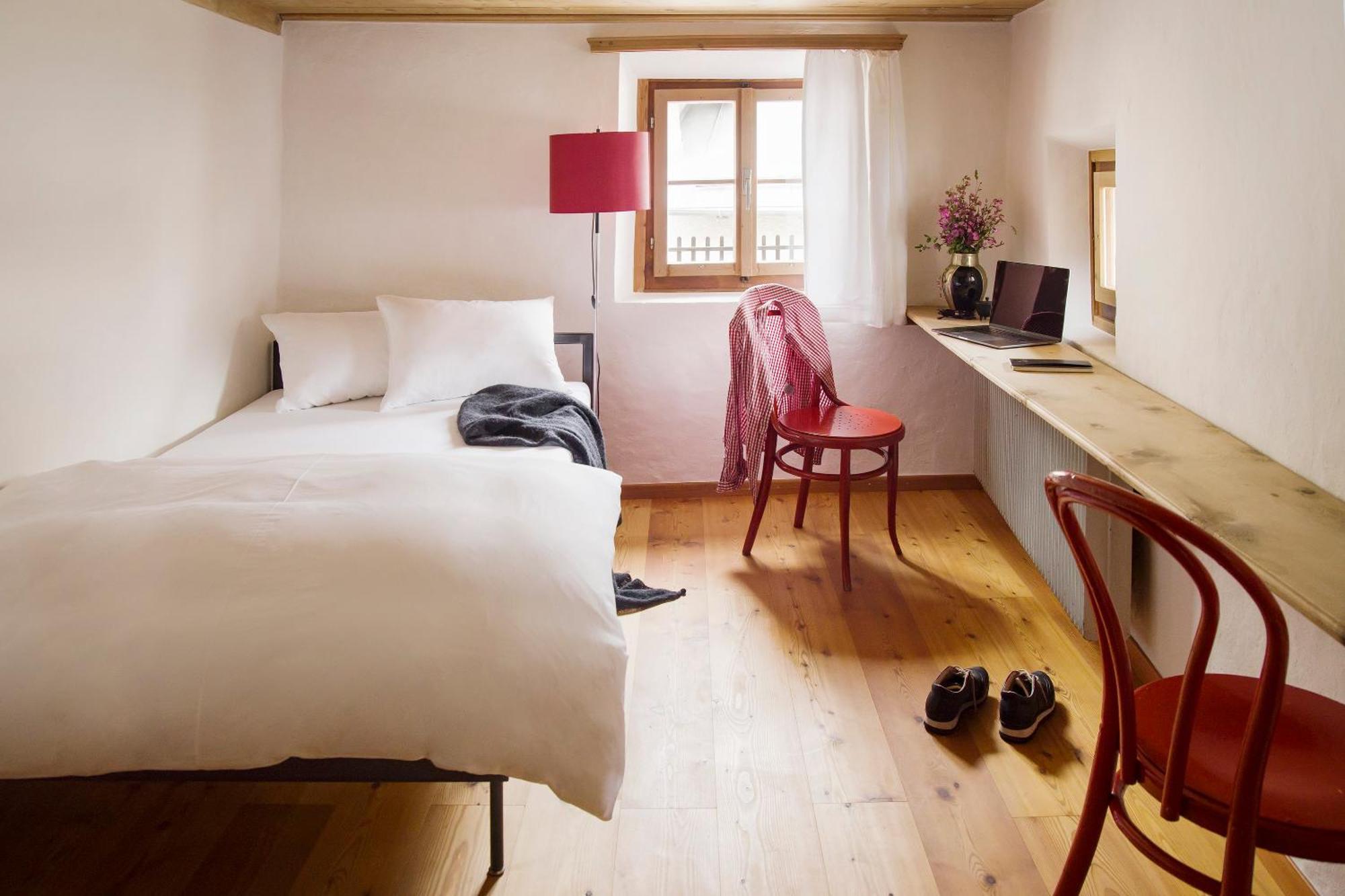 Hotel Chasa Chalavaina Müstair Zewnętrze zdjęcie