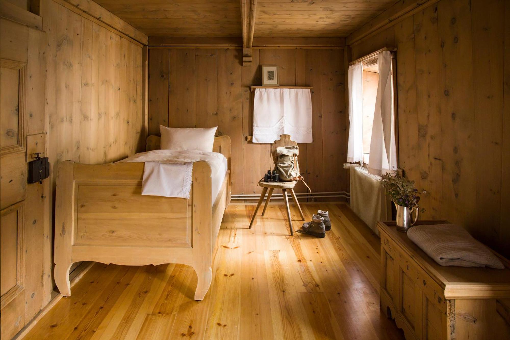 Hotel Chasa Chalavaina Müstair Pokój zdjęcie