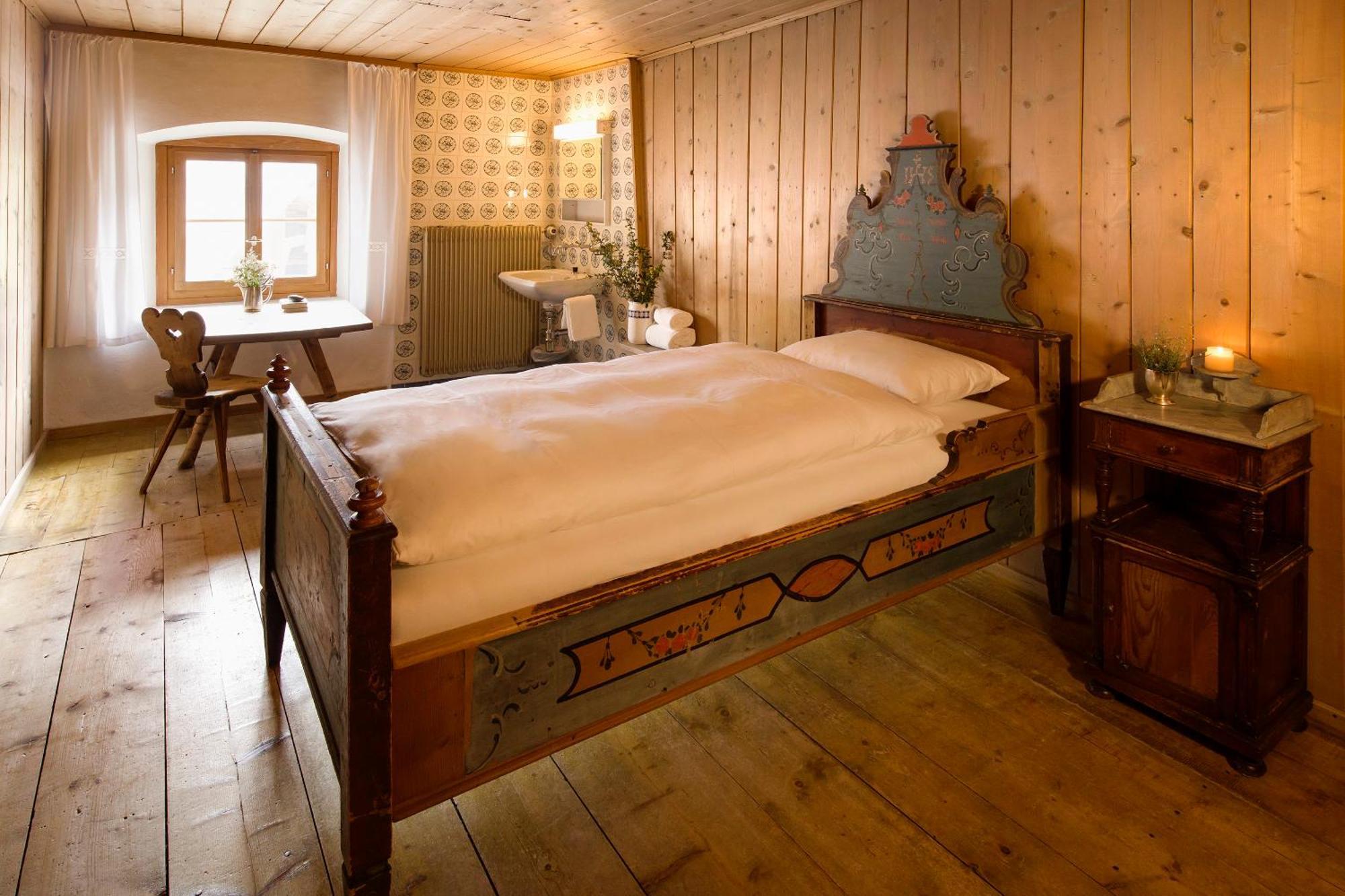 Hotel Chasa Chalavaina Müstair Pokój zdjęcie